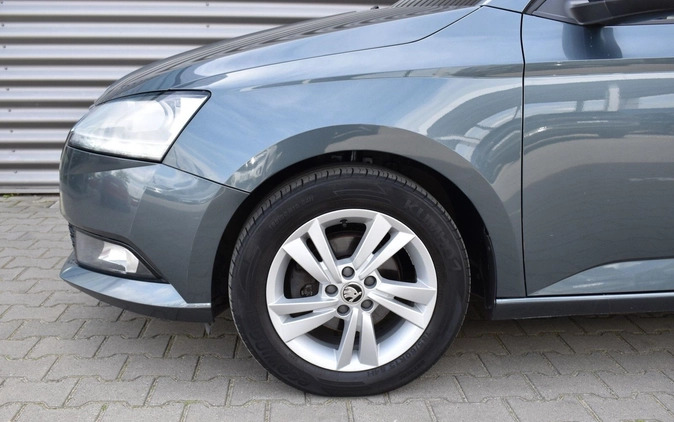Skoda Fabia cena 36900 przebieg: 177164, rok produkcji 2019 z Poznań małe 742